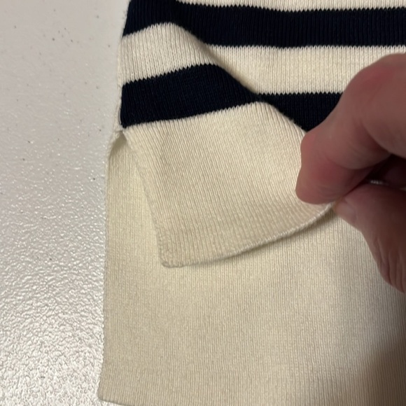 Reindeer Christmas t shirt. Sz PM, navy/white/gold - Picture 6 of 7